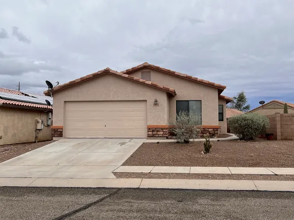 2912 N Xochipilli Dr, Tucson, AZ 85745