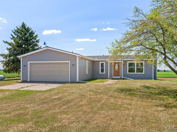 5137 Cook Rd, Palmyra, MI 49268