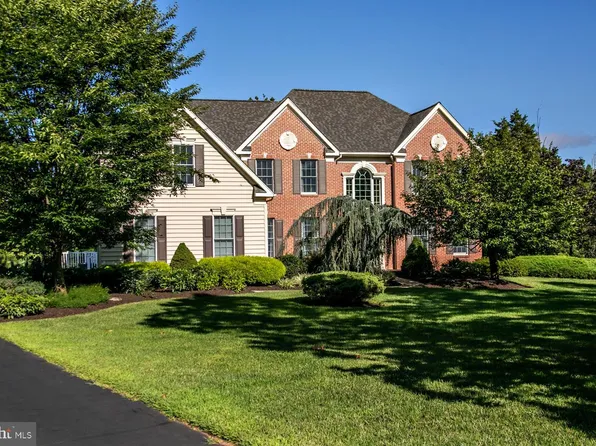 3399 Saddle Wood Ct, Lansdale, PA 19446