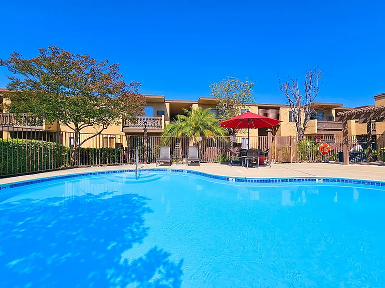 523 Grape St. — Photo 10