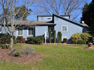 6627 Riverwood Rd, Walkertown, NC 27051