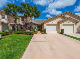 1960 Waterside Ct E, Wellington, FL 33414
