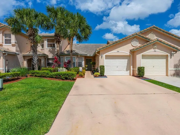 1960 Waterside Court E, Wellington, FL 33414