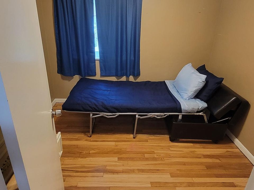 1st image of 1318 Corkwood Dr