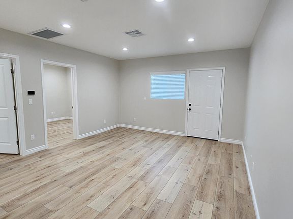 5th image of 10702 S 5th Ave #A