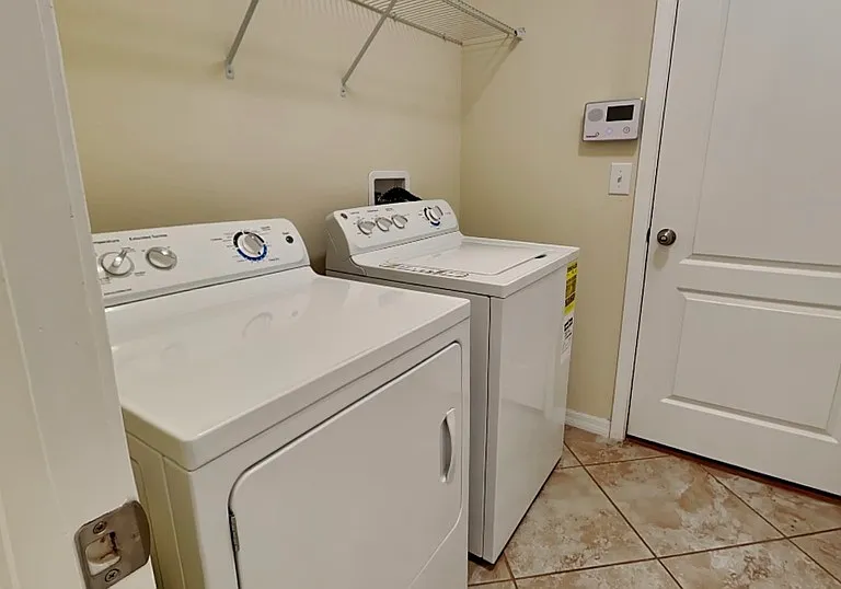 11020 Whittney Chase Dr — Photo 17