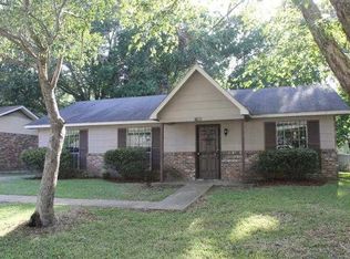1705 Brookhollow Cir, Jackson, MS 39212