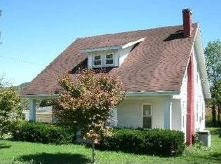 60 Shady Ln, Irvine, KY 40336