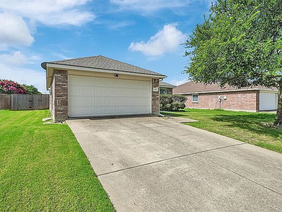 2nd image of 713 Baldwin Rd