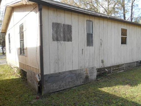 4th image of 10853 Ogalla Ave