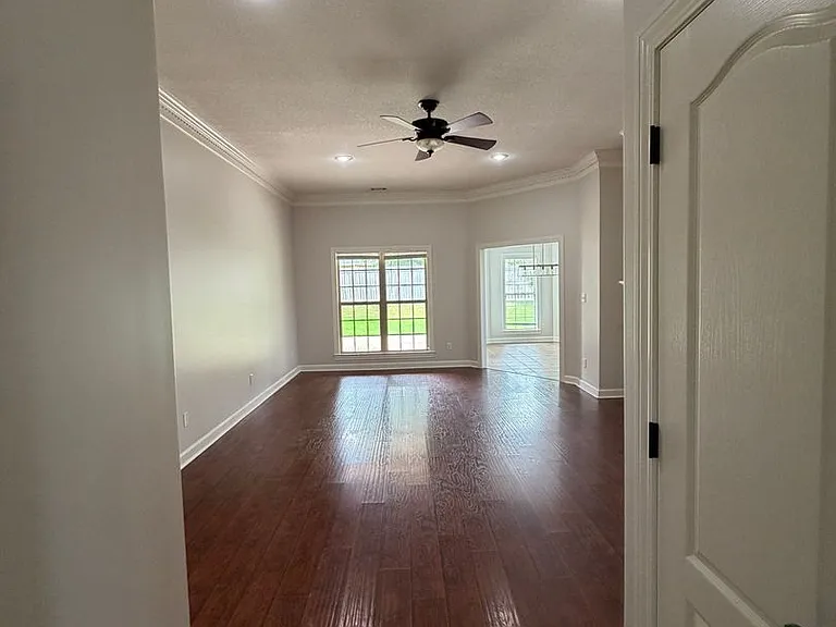 4717 Winged Foot — Photo 2