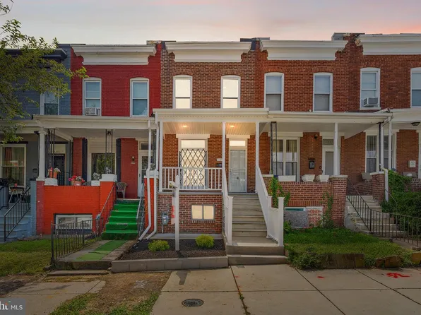 627 Bartlett Ave, Baltimore, MD 21218