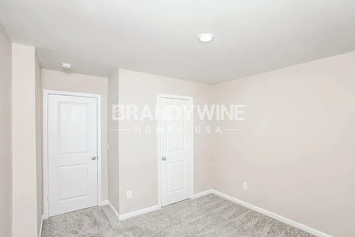 559 Glenmanor Dr — Photo 21