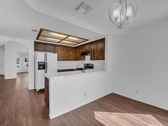 3rd image of 3212 Cristobal Way