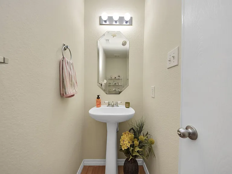 17006 Kemble Creek Dr — Photo 22