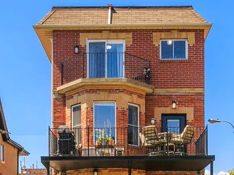 388 Manning Ave #A — Photo 23