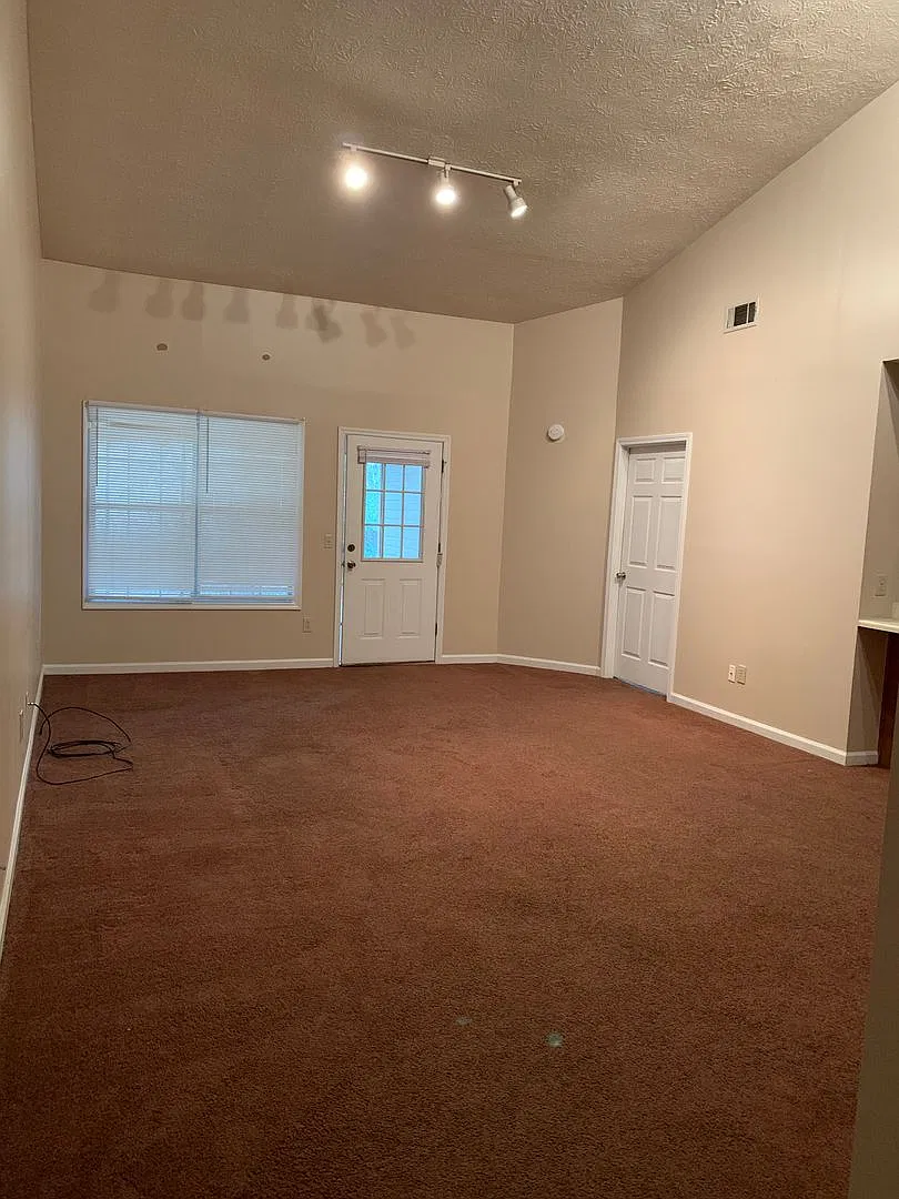 100 4th Avenue Opelika, AL 36801 — Photo 1