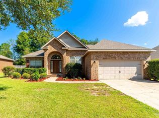 6740 Weathered Dr, Milton, FL 32570