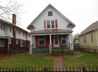 740 6th Ave S, Clinton, IA 52732