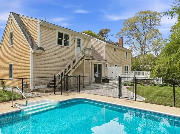 10 Old Colony Way, South Yarmouth, MA 02664