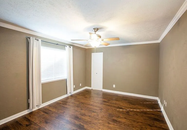 5713 Baker Dr — Photo 13