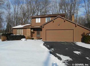 1010 Maiden Ln, Rochester, NY 14615