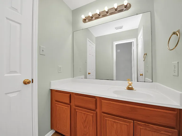 1103 Lake Shore Dr — Photo 21