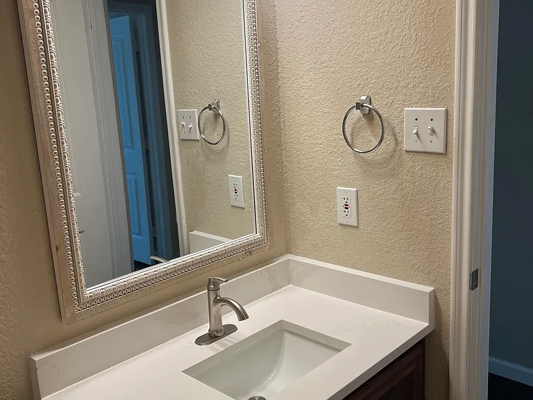1501 Applegate Way — Photo 18