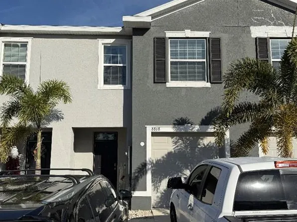 8868 Milestone Dr, Sarasota, FL 34238