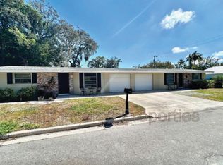 621 21st St W, Bradenton, FL 34205