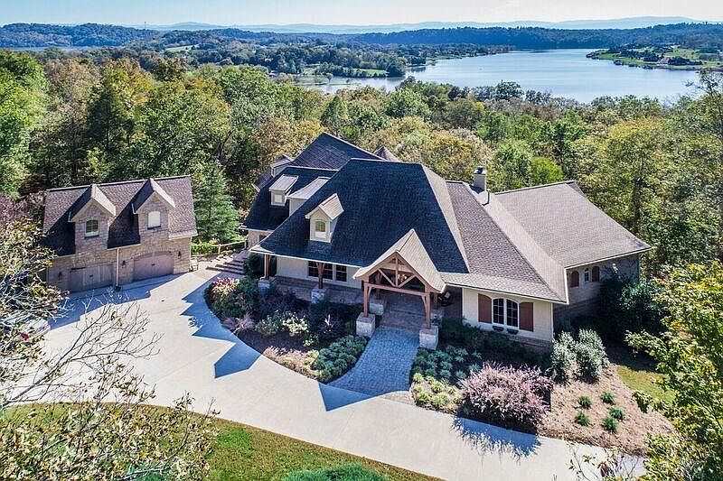 1st image of 8939 Hickory Hill Ln