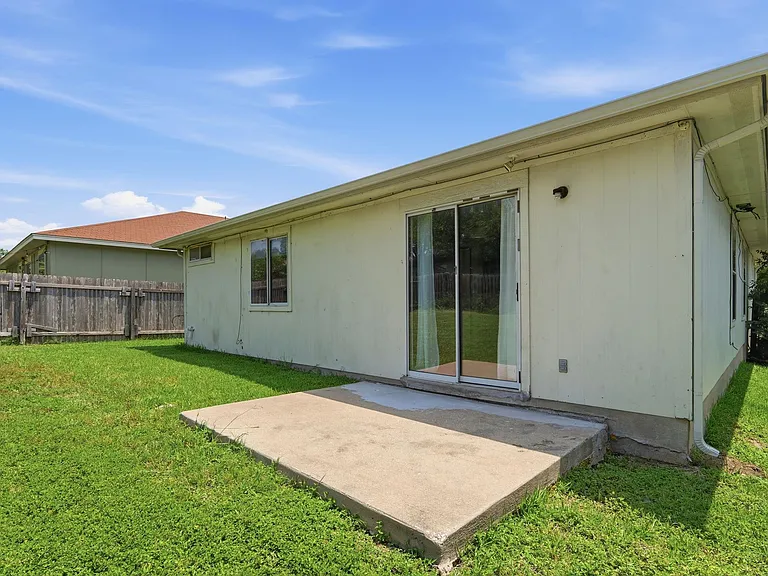 14910 Mossycup Ln — Photo 20