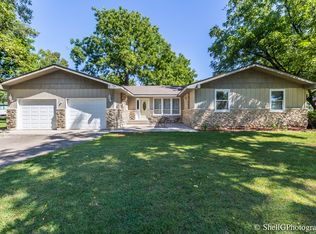 10550 Oak Ln, Morris, IL 60450