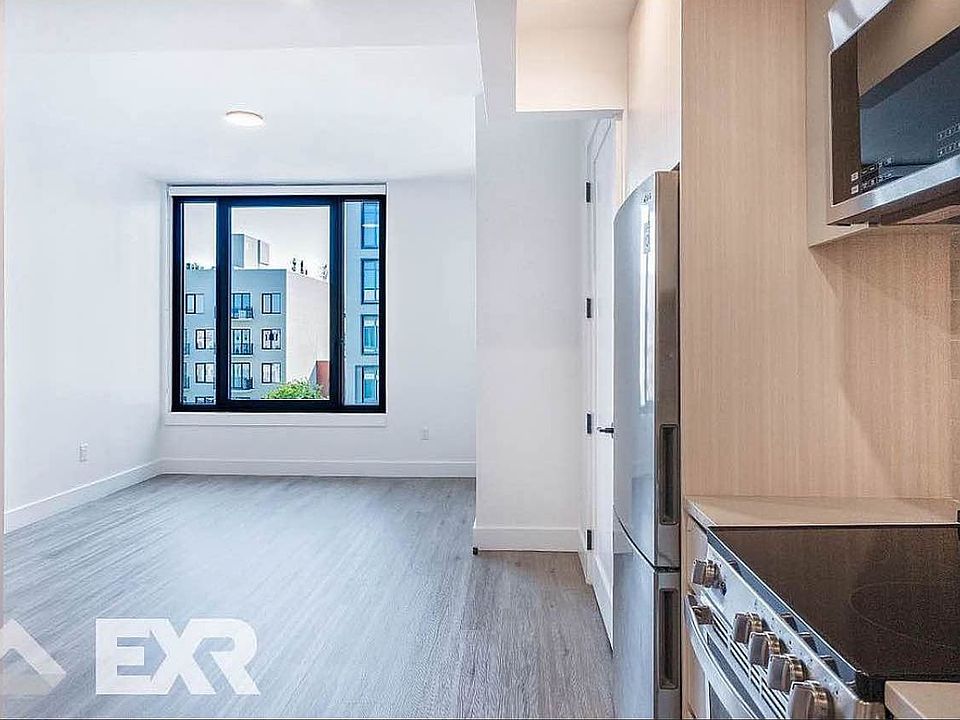 1st image of 210 Clarkson Ave #409