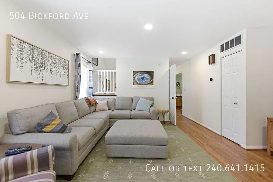 Beautiful 5 BR/3.5 BA Single-Family Home in Rockville! — Photo 4