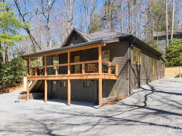 30 Weston Dr, Black Mountain, NC 28711