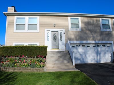 829 Prairie Ave, Bartlett, IL, 60103