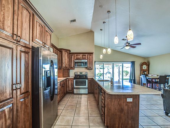 5th image of 2848 E Campo Bello Dr