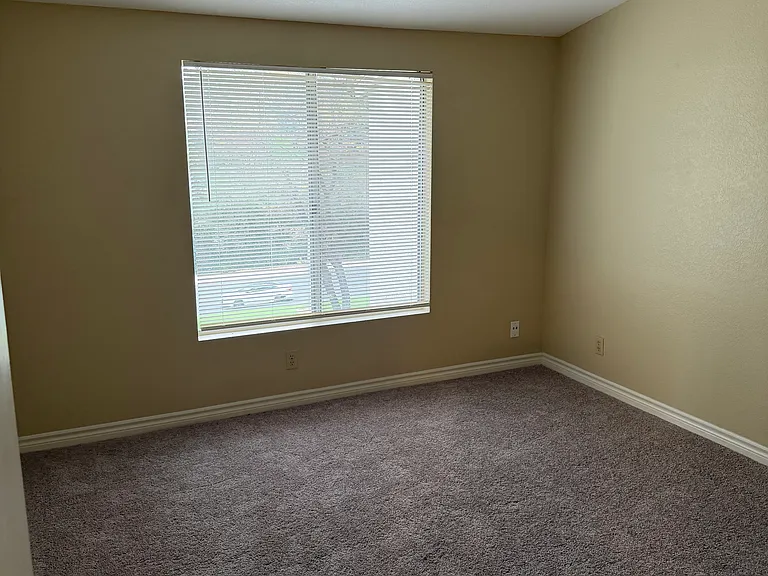 26261 Las Flores #G — Photo 4
