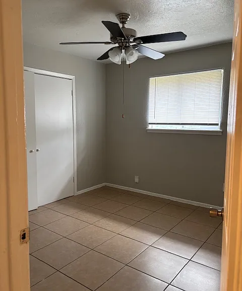 4018 Holly Rd #8 — Photo 7