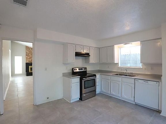 4th image of 10803 Misty Summit Dr