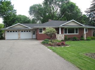 3705 Asbury Rd, Dubuque, IA 52002