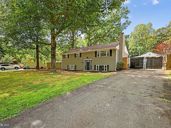 3rd image of 3515 Lumar Dr