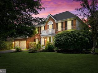 31 Abington Rd, Mount Laurel, NJ 08054