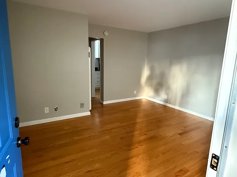 82 E 39th Ave #C — Photo 3