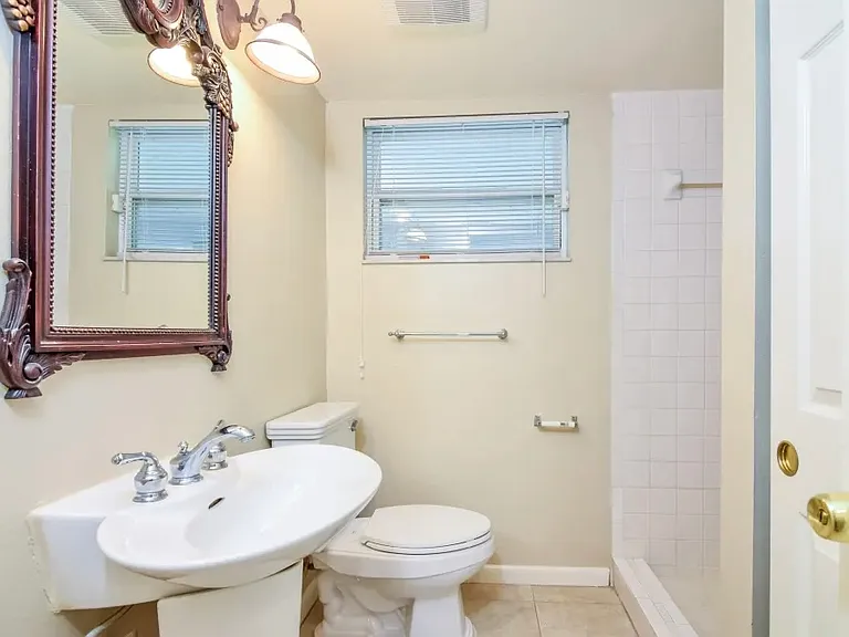 12358 Monarch Cir — Photo 8