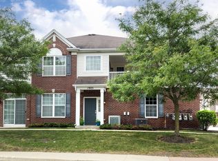 1905 Oxley Cir, Naperville, IL 60563
