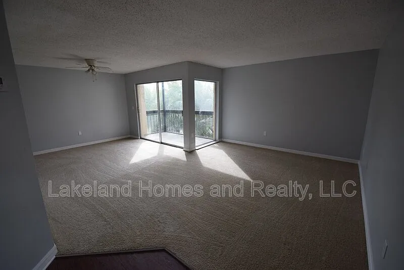 Building Photo - 2025 Sylvester Rd #N308