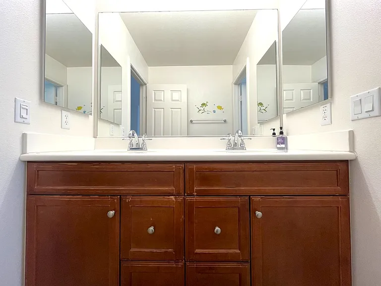 7143 Leighton Dr — Photo 45