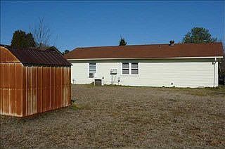 2nd image of 307 Canterbury St